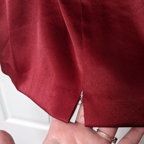 London Style Timeless Ruby Red Bodycon Split Neckline Sleeveless Dress Size 10 - Picture 6 of 7